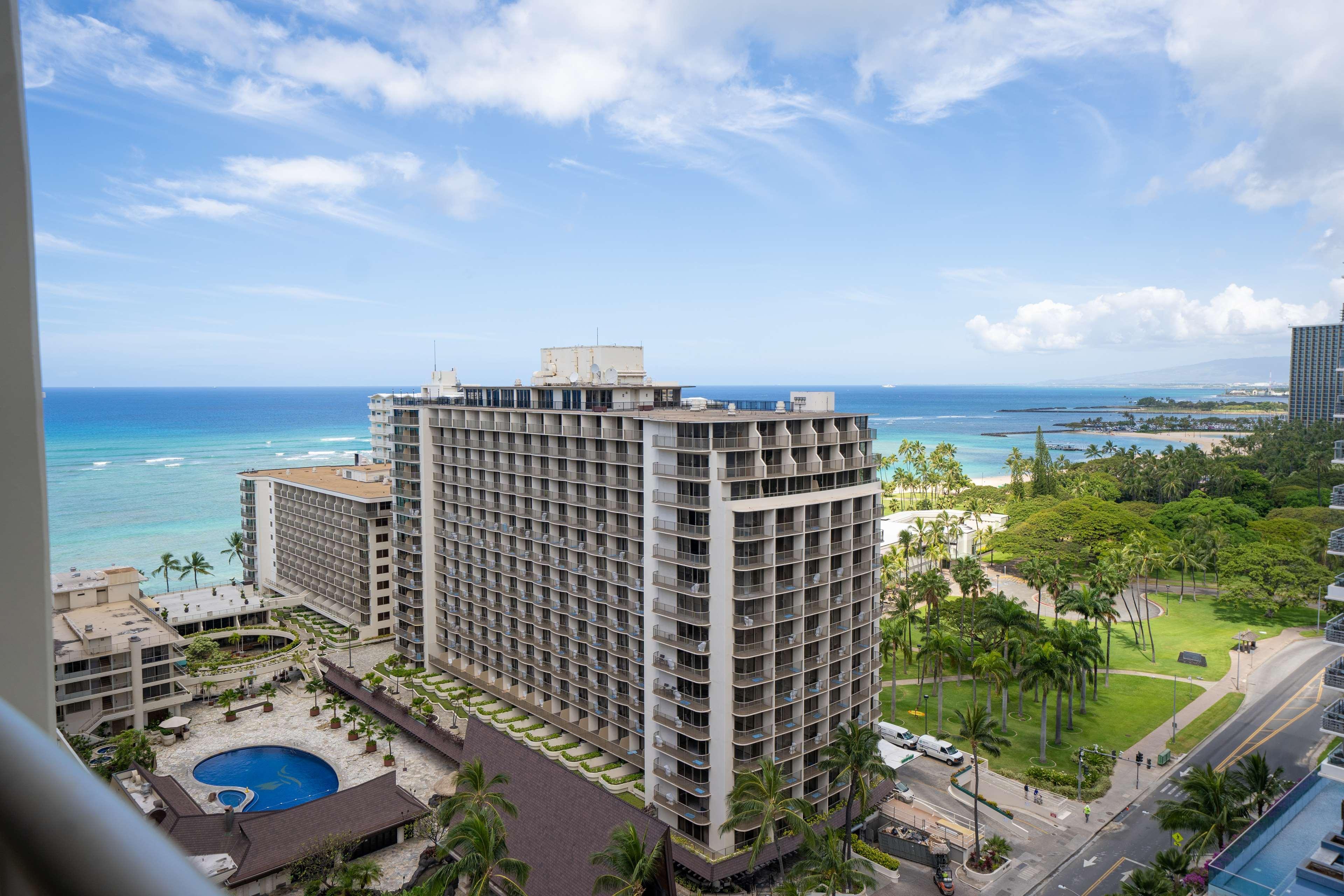 Embassy Suites By Hilton Waikiki Beach Walk Honolulu Esterno foto