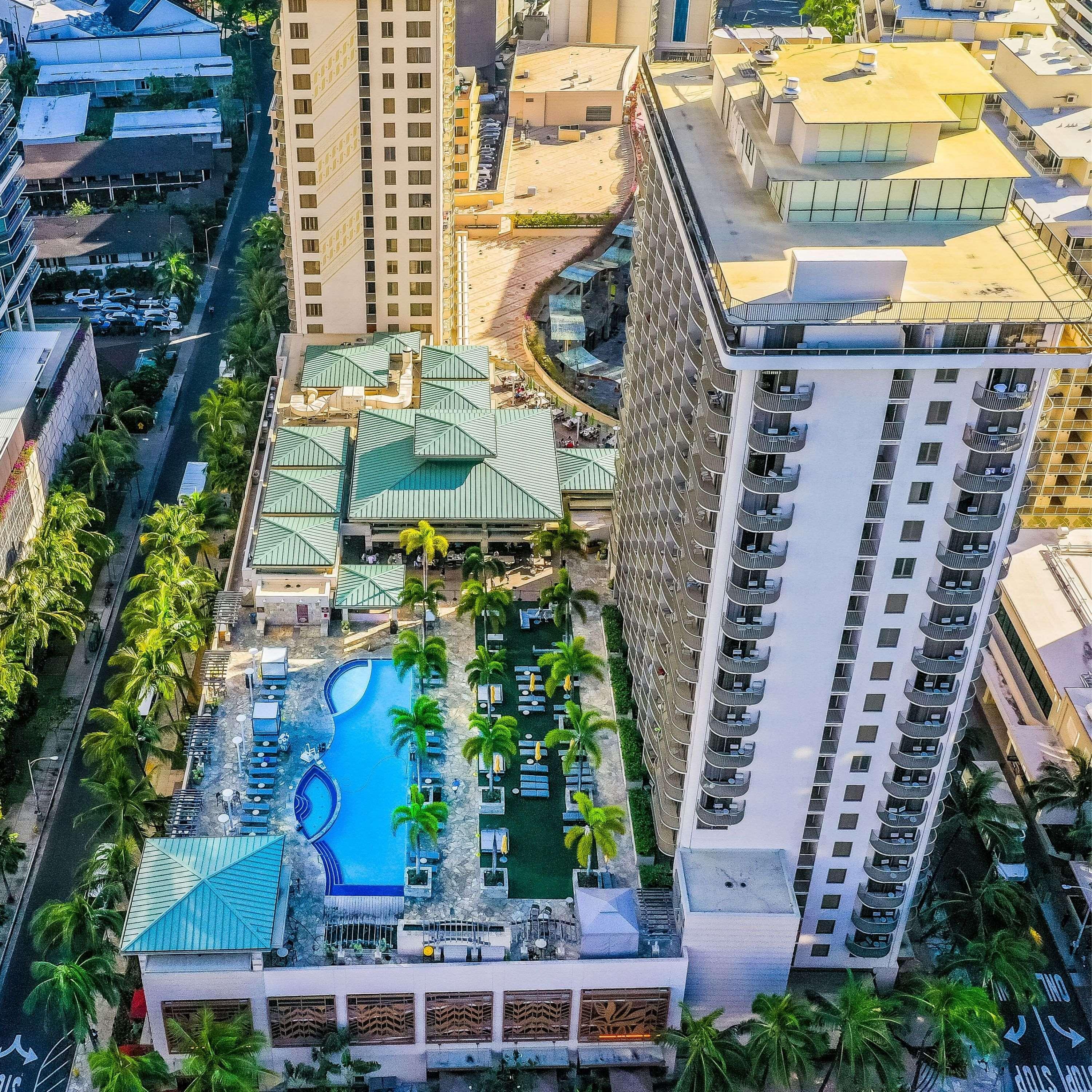 Embassy Suites By Hilton Waikiki Beach Walk Honolulu Esterno foto