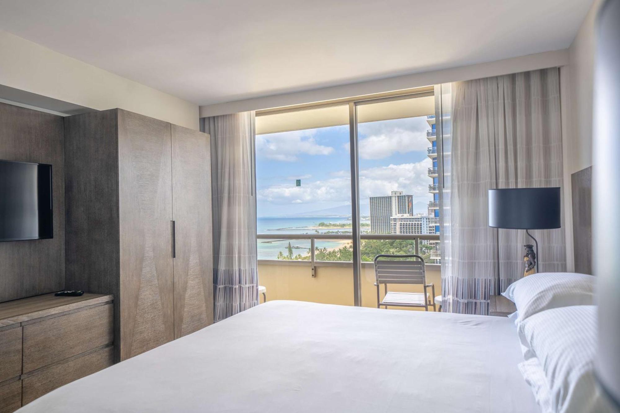 Embassy Suites By Hilton Waikiki Beach Walk Honolulu Esterno foto