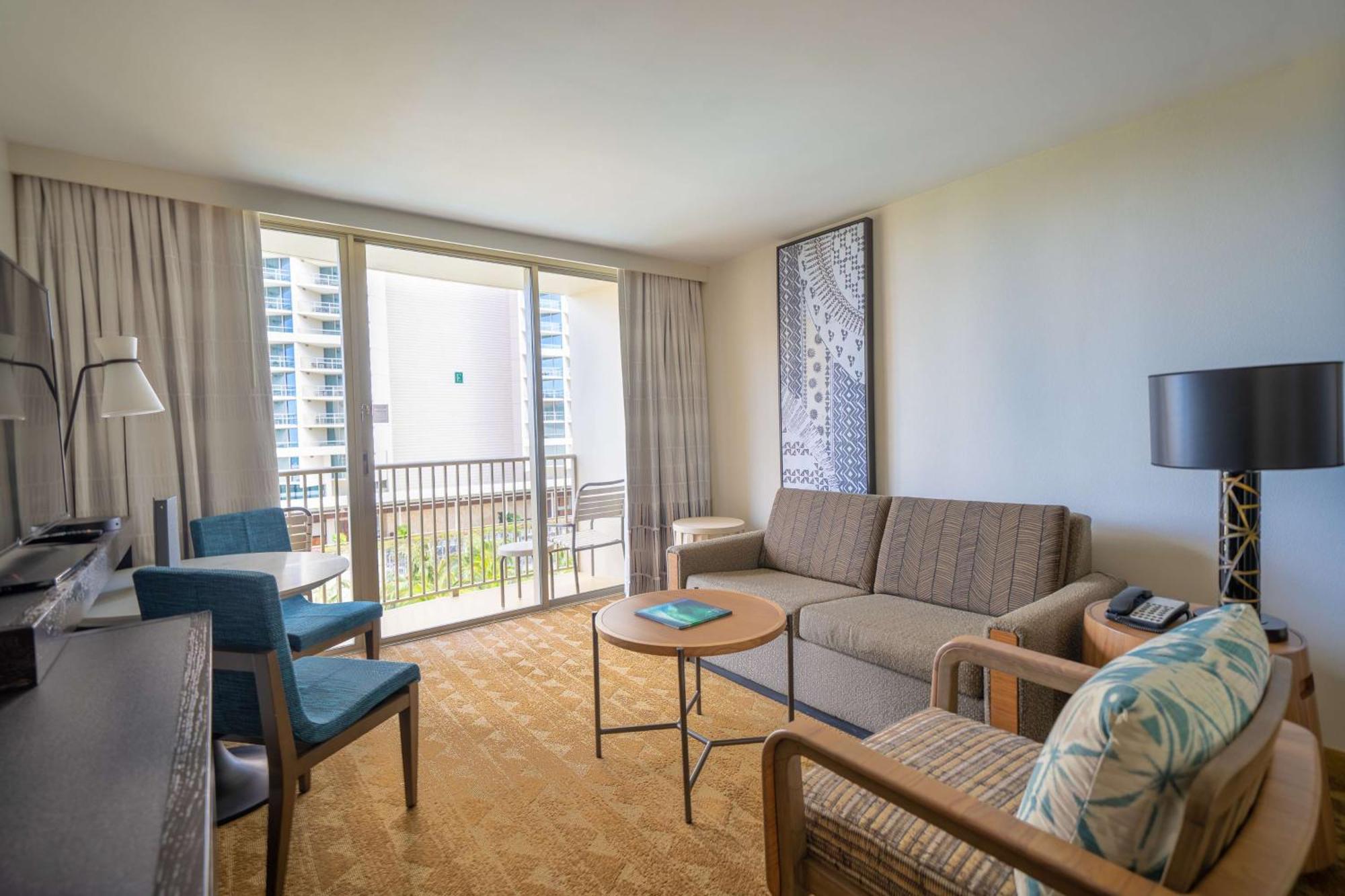 Embassy Suites By Hilton Waikiki Beach Walk Honolulu Esterno foto