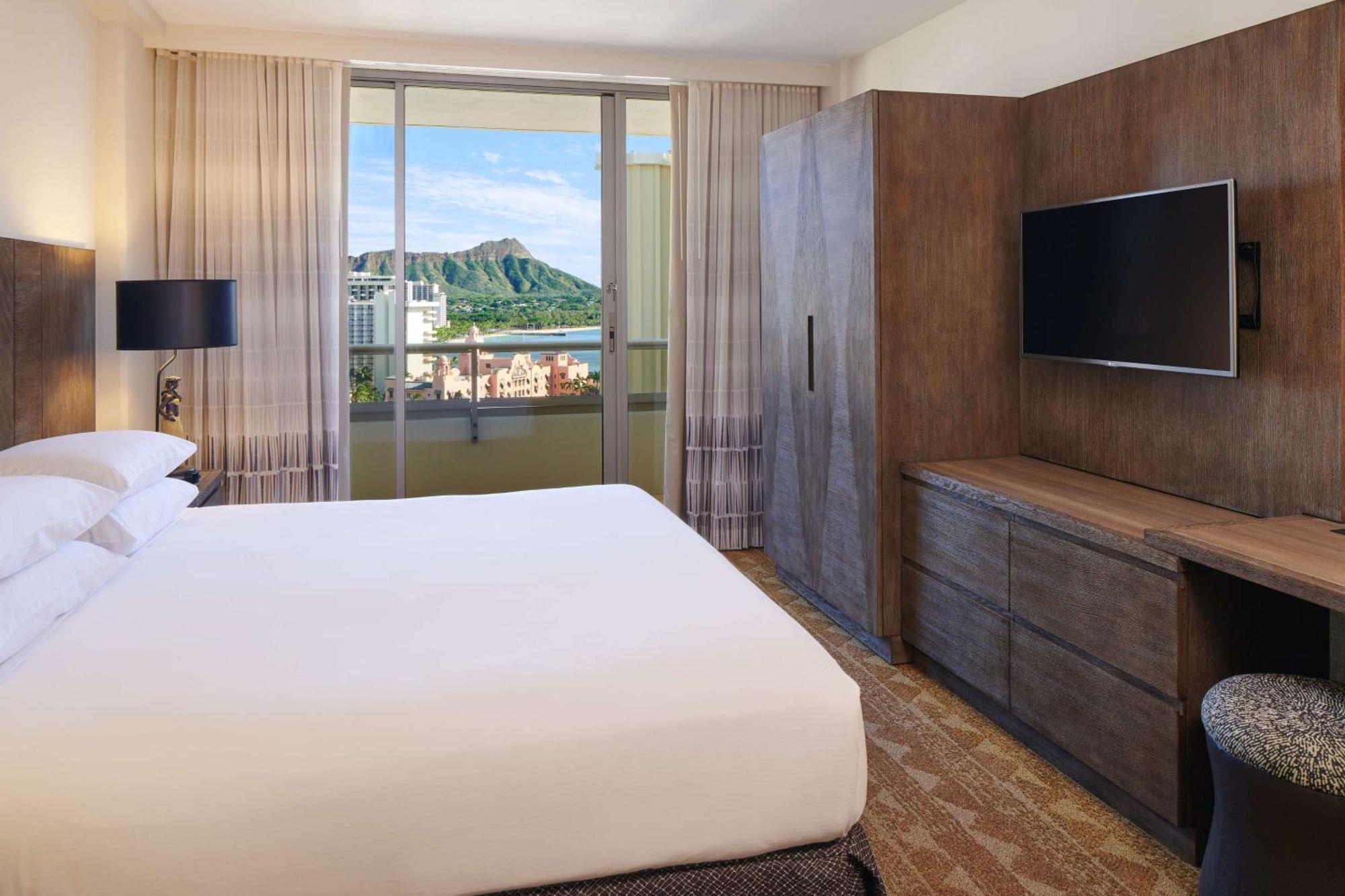 Embassy Suites By Hilton Waikiki Beach Walk Honolulu Esterno foto