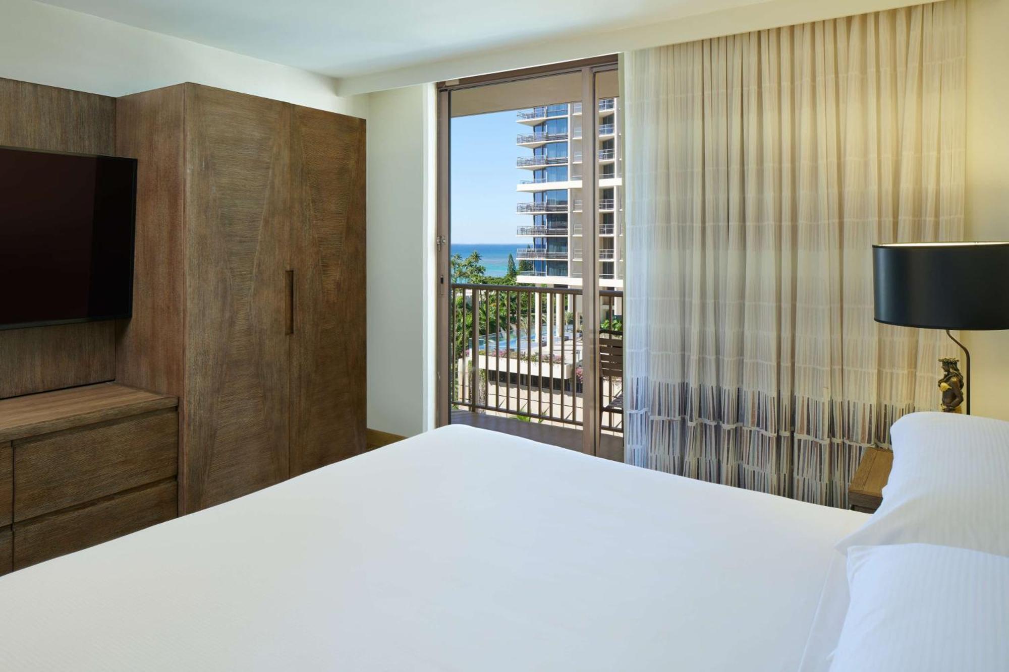 Embassy Suites By Hilton Waikiki Beach Walk Honolulu Esterno foto