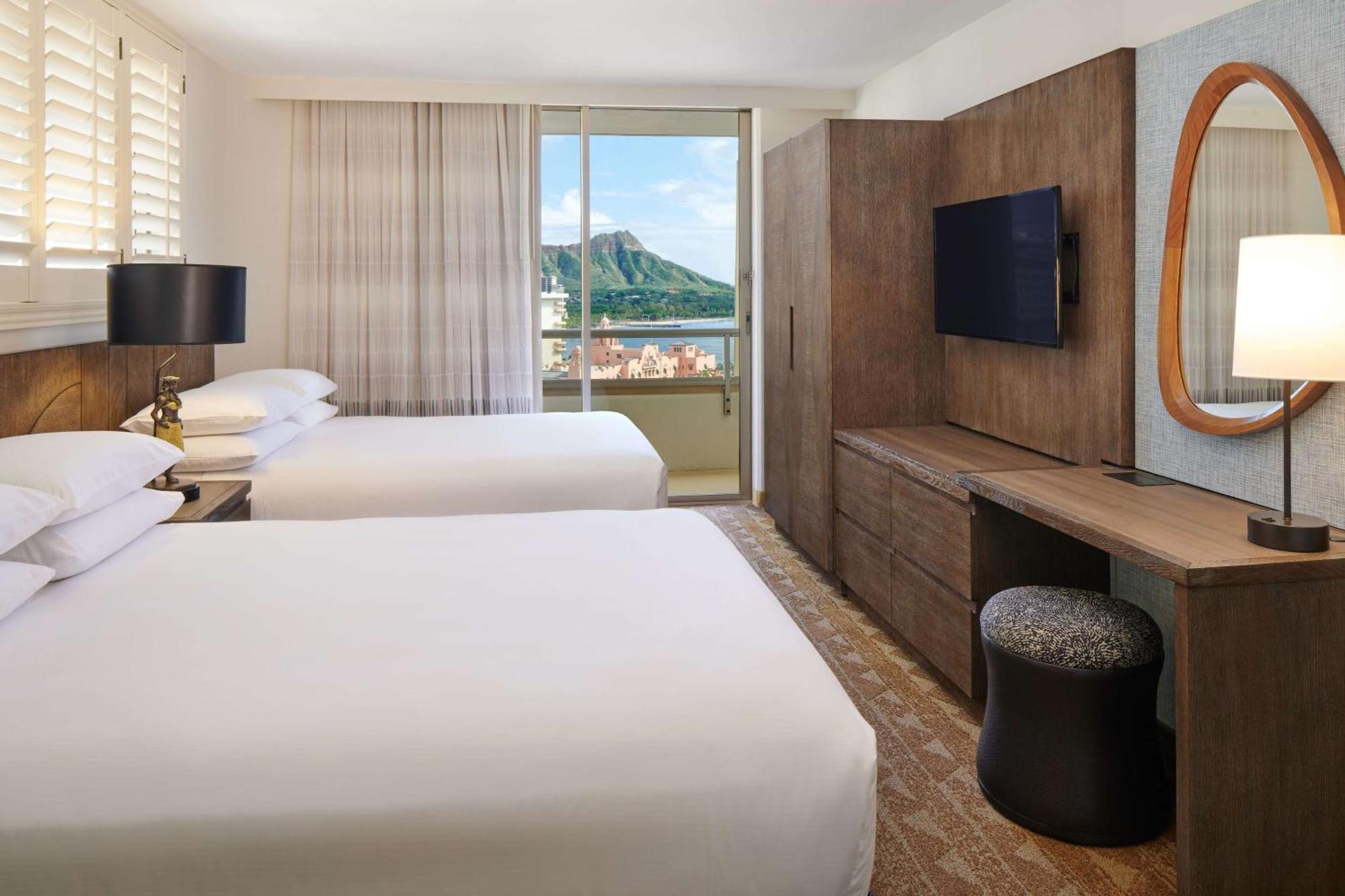 Embassy Suites By Hilton Waikiki Beach Walk Honolulu Esterno foto